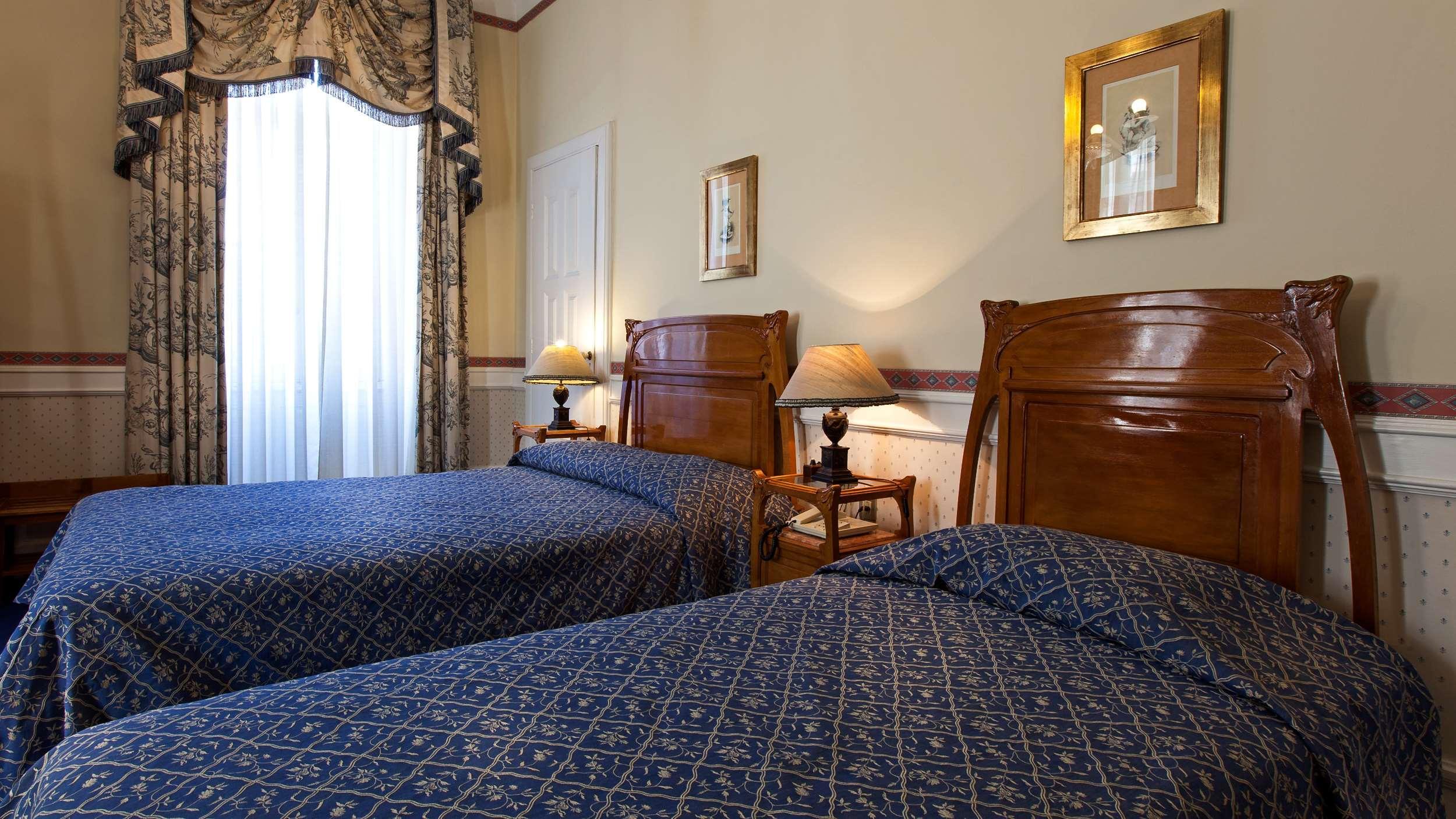 Palace Hotel Do Bussaco Luso  Luaran gambar A room at the hotel